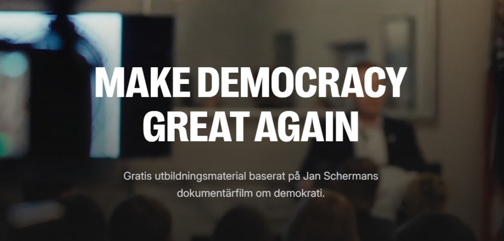 Suddig folkmassa och talare i bakgrunden med fet text: "Make Democracy Great Again" i mitten.